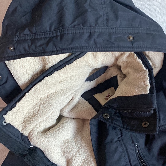 Coastal Hollister Men’s Parka Size Medium Sherpa inside - Picture 5 of 9